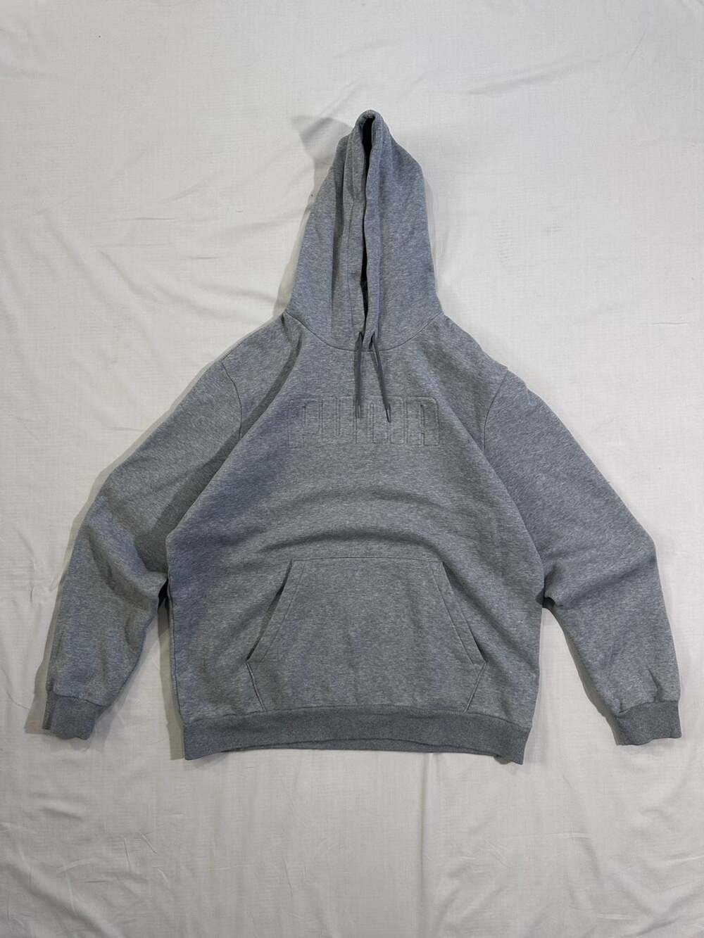 Puma Hoodie Size XL Gray Pullover Sweatshirt Debossed Logo